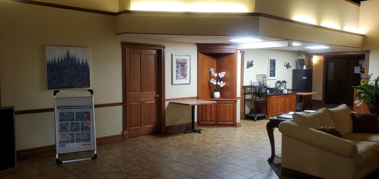 Americas Best Value Inn Chippewa Falls Zewnętrze zdjęcie
